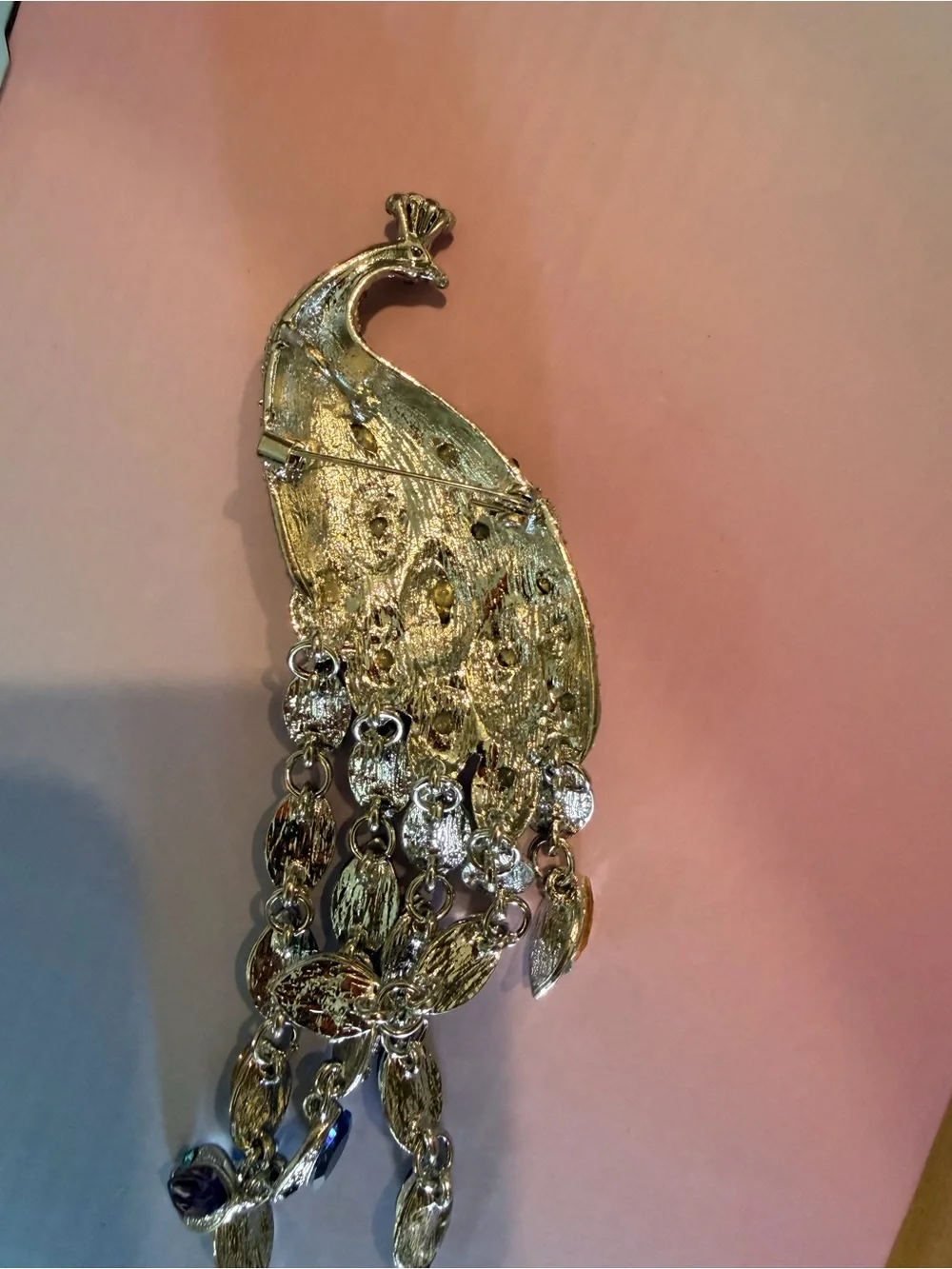N/A elegant peacock